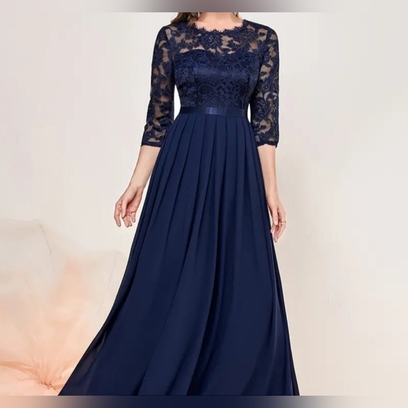 David's Bridal Dresses & Skirts - David's Bridal Navy Blue 3/4 Sleeve Lace Floor Length Gown Size 16